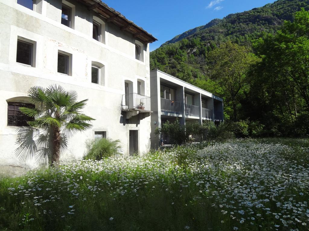 Casa Martinelli, Boutique-Hotel Maggia Luaran gambar